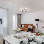 Seaside Mazowiecka Park - Wyjatkowy Na 7 Osob 2 Sypialnie, 2 Lazienki I Parking - Luxury Large With 2 Bedrooms, 2 Bathrooms And Parking Apartment Kolobrzeg