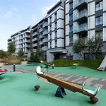 Apartment Seaside Mazowiecka Park - Wyjatkowy Na 7 Osob 2 Sypialnie, 2 Lazienki I Parking - Luxury Large With 2 Bedrooms, 2 Bathrooms And Parking Kolobrzeg