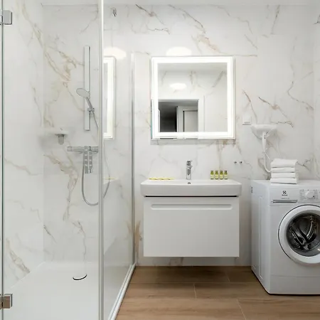 Seaside Mazowiecka Park - Wyjatkowy Na 7 Osob 2 Sypialnie, 2 Lazienki I Parking - Luxury Large With 2 Bedrooms, 2 Bathrooms And Parking كولوبرزيغ