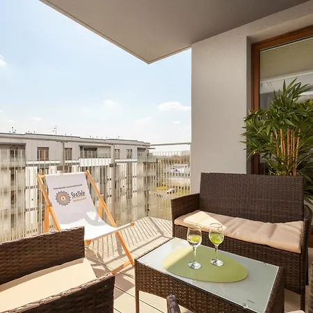 Seaside Mazowiecka Park - Wyjatkowy Na 7 Osob 2 Sypialnie, 2 Lazienki I Parking - Luxury Large With 2 Bedrooms, 2 Bathrooms And Parking شقة